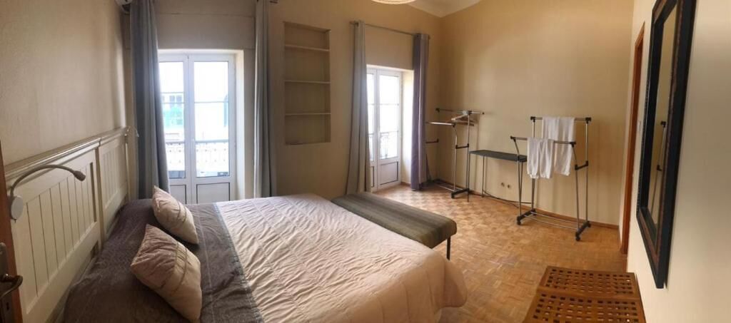 Chambre Standard | Système d’insonorisation, accès au Wi-Fi (inclus), literie fournie