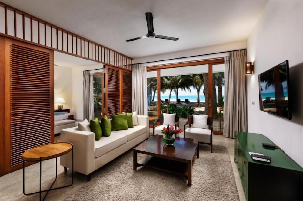 Lantern Boutique Hotel by Reveal by null