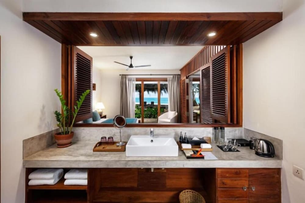 Lantern Boutique Hotel by Reveal by null