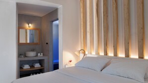 Premium Suite, Plunge Pool, Caldera view