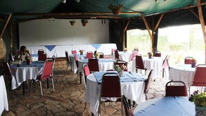 Restaurant - Sky Hotel International (Kampala)