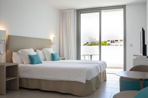 Studio | Premium bedding, in-room safe, laptop workspace, soundproofing - Apartaments B-Llobet Sun & Confort (Ibiza Town)
