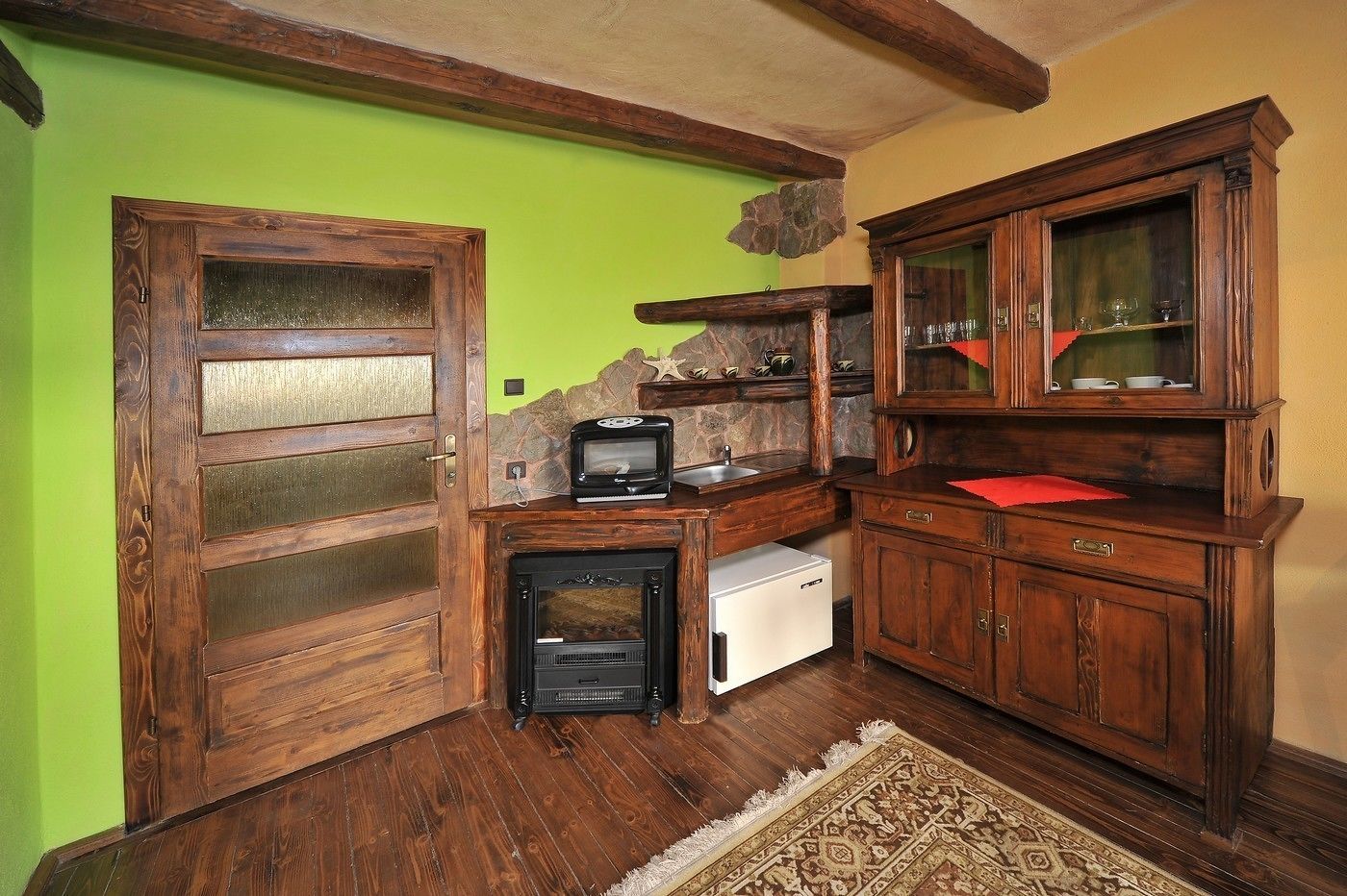 Family Apartment | Living area | TV