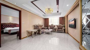 Minibar, in-room safe, alarm clocks