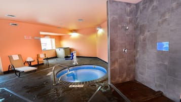 Indoor spa tub