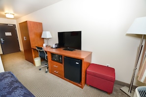 ルーム クイーンベッド 1 台 禁煙 | 客室の設備とサービス