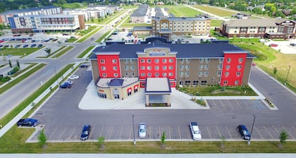 Baymont by Wyndham Grand Forks