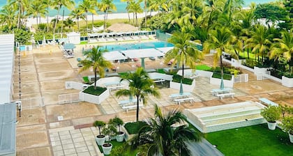 Seacoast Suites on Miami Beach