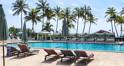 Seacoast Suites on Miami Beach