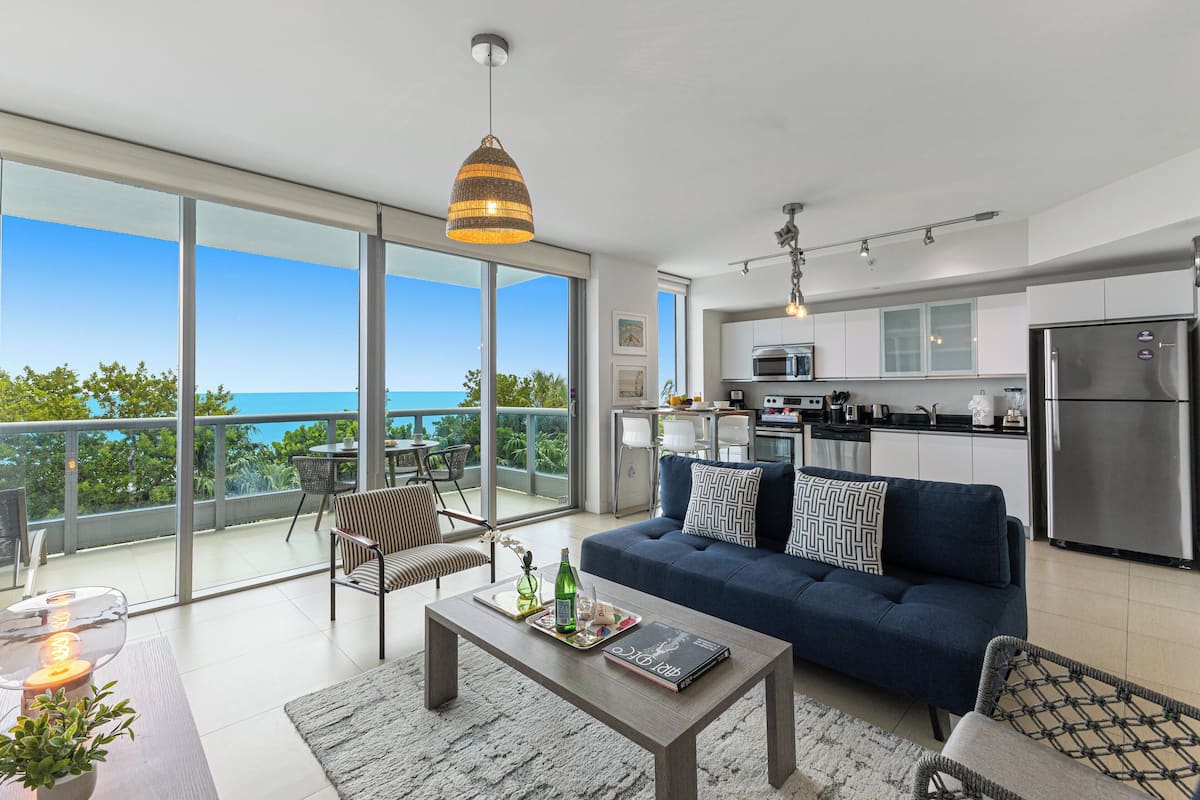 Superior Apartment, 1 Bedroom, Balcony, Oceanfront | Living area | 50-inch Smart TV with digital channels, streaming services