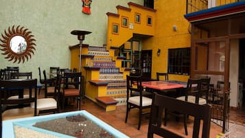 Desayuno completo incluido todos los días