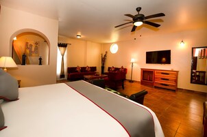 Ropa de cama de alta calidad, cubrecamas, escritorio y wifi gratis 