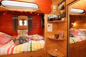 Double Room, Ensuite (Roulotte) | Room amenity