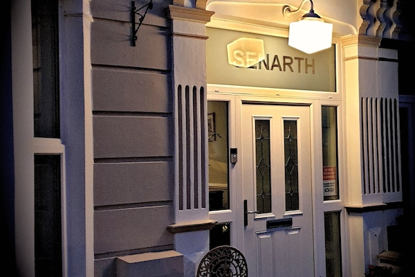 Esterni