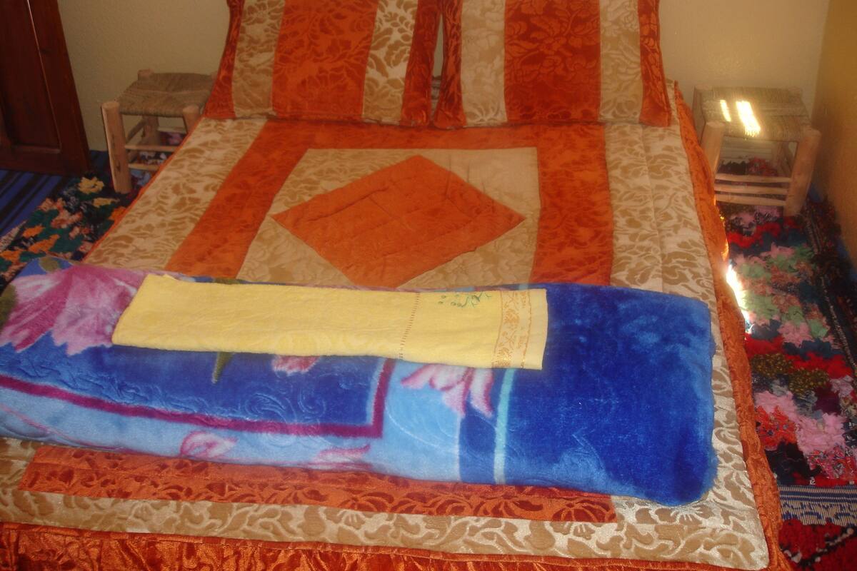 In-room safe, blackout drapes, WiFi (free)