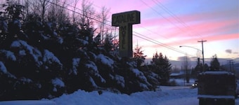 Cataline Motel & RV Park