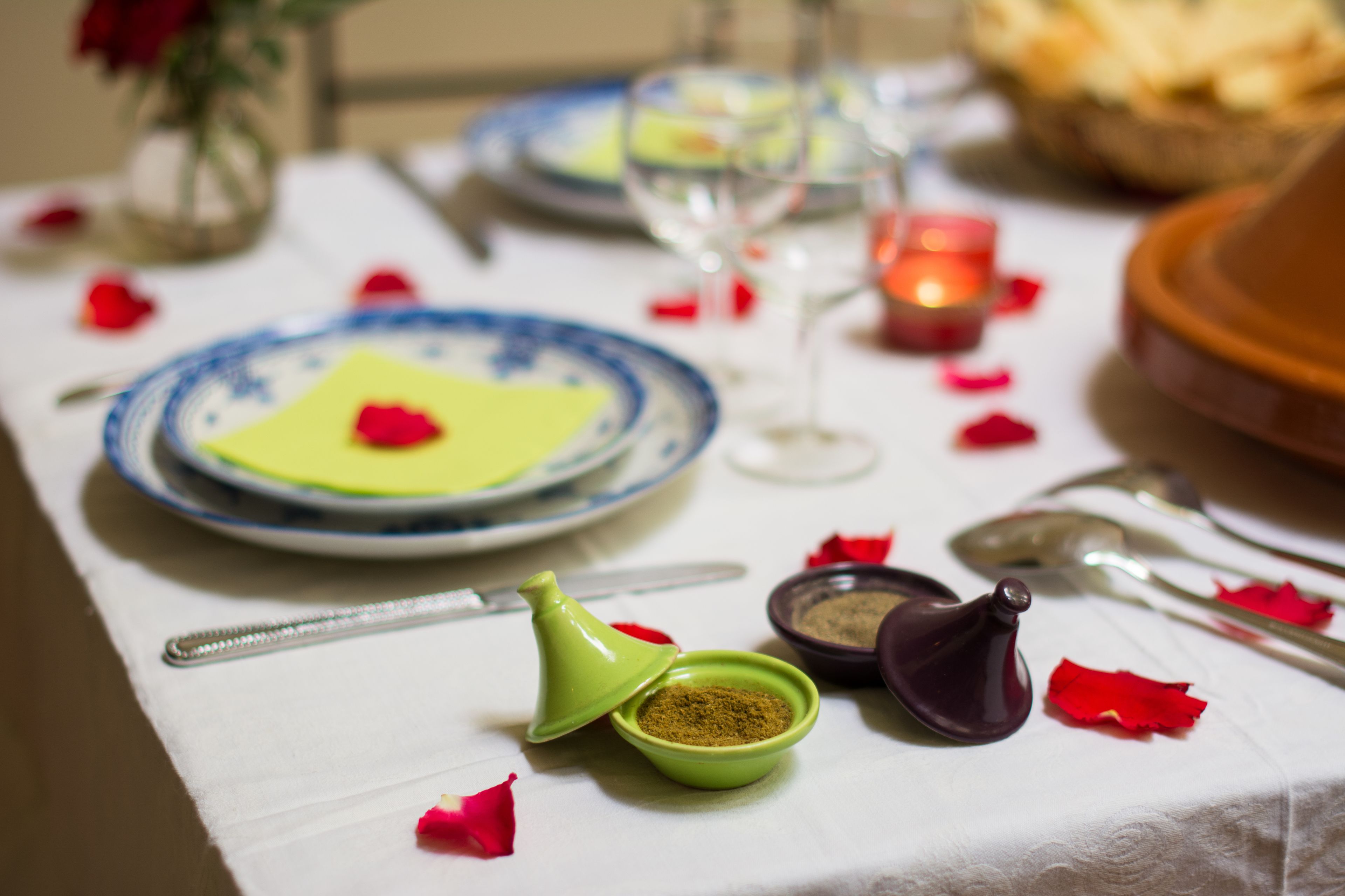 บริการอาหารเช้า อาหารกลางวัน อาหารเย็น, อาหารโมร็อกโก