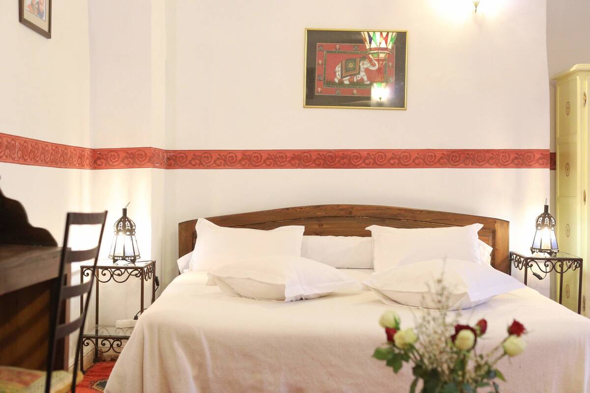 Wifi gratis y ropa de cama 
