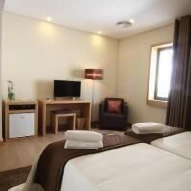 1 bedroom, blackout curtains, soundproofing, free wifi