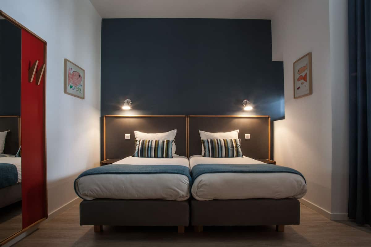 1 bedroom, in-room safe, desk, soundproofing