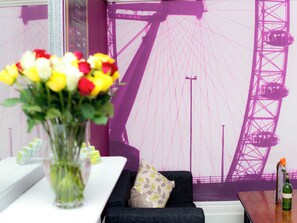 Interior detail - YHA London Earl's Court - Hostel (London)