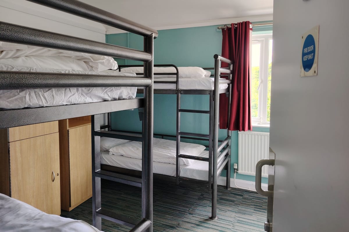 Bed sheets, wheelchair access