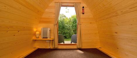 Draps fournis, accès pour personnes à mobilité réduite