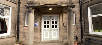 YHA Ravenstor - Hostel