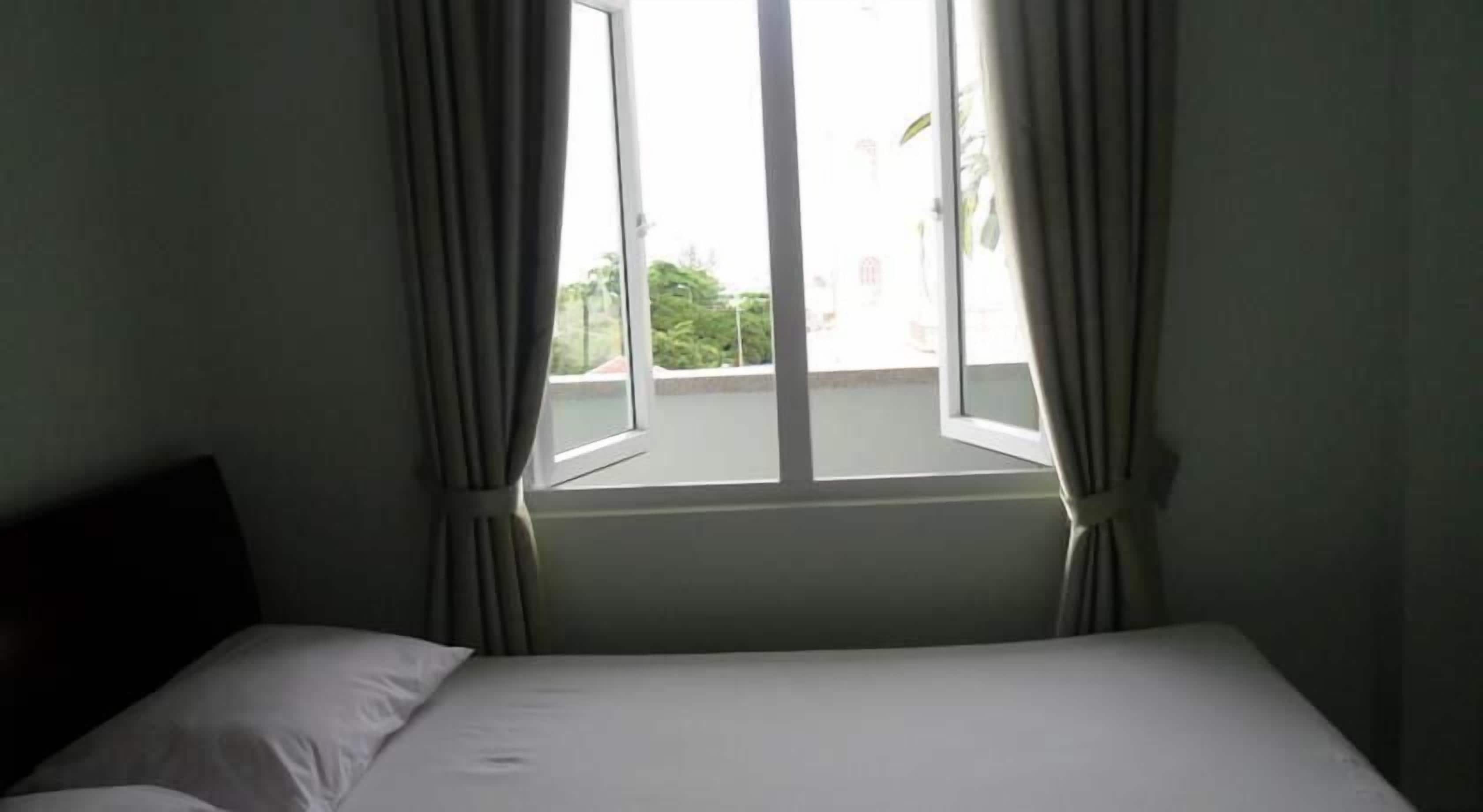 ميني بار ومكتب وواي فاي مجانًا