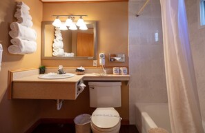 Double Room, 2 Queen Beds | Bathroom | Combined shower/bathtub, free toiletries, hair dryer, towels - Ouray Inn (Ouray)