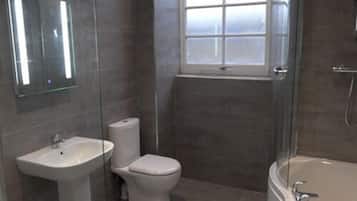 Cottage, en-suite badkamer | Badkamer