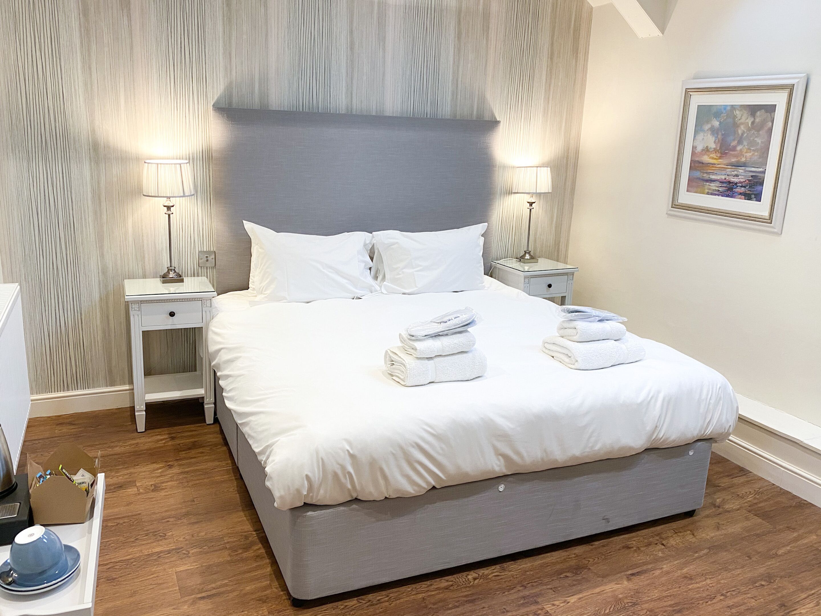 King Room | Individually decorated, individually furnished, desk, laptop workspace