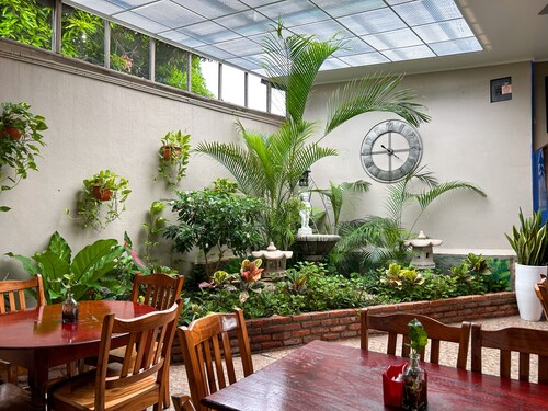 Hotel Xolotlán - Hostel