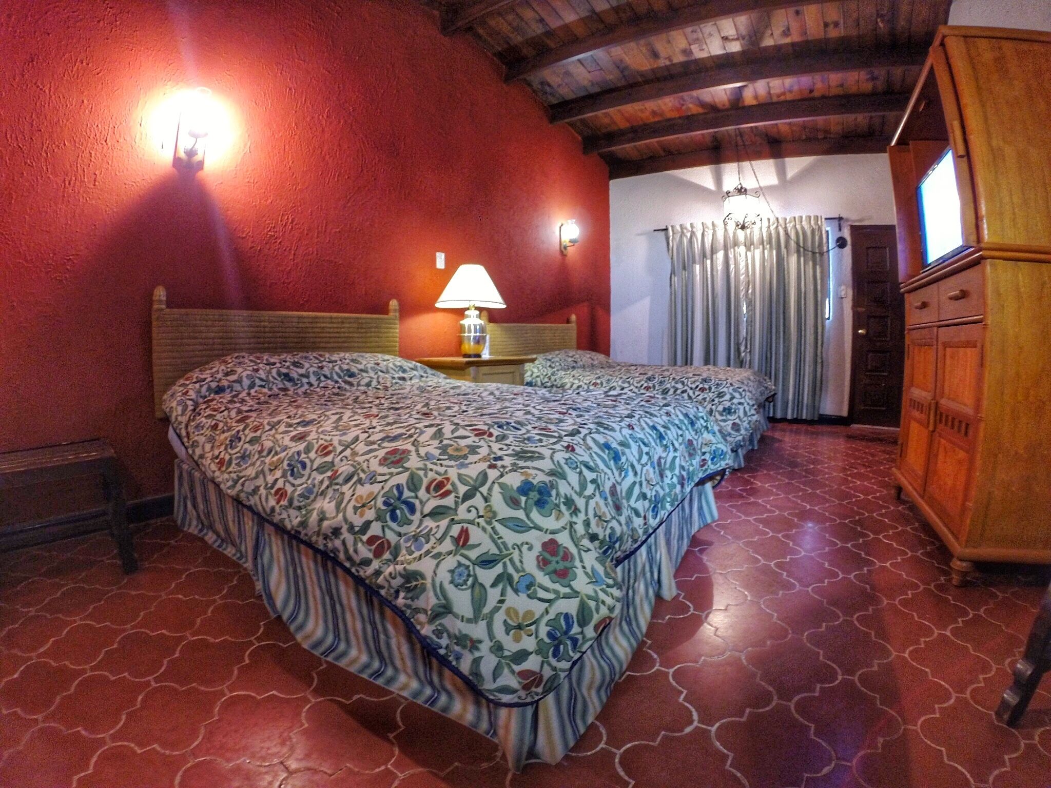 Single Room | Free WiFi