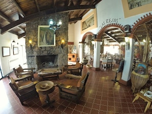 Lobby lounge - Hotel Parador St Cruz (Bocoyna)