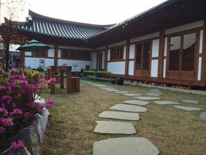 Garden - Jeonju Hanok Village Seoro (Jeonju)