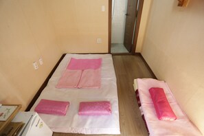Standard Korean Traditional Ondol Room - Jeonju Hanok Village Seoro (Jeonju)