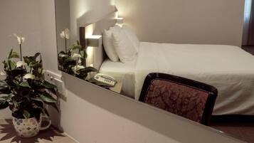 In-room safe, desk, iron/ironing board, free WiFi