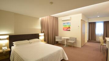 In-room safe, desk, iron/ironing board, free WiFi