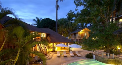 El Galleon Beach Resort Asia Divers