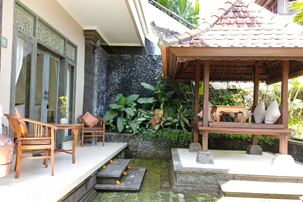 Quarto superior (Inang Koi) | Terraço/pátio