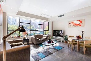 Appartement Deluxe, 3 chambres (ArtDeco) | Coin séjour