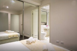 公寓, 2 間臥室 | 高級寢具、獨特設計、獨特裝修、遮光窗簾/窗簾