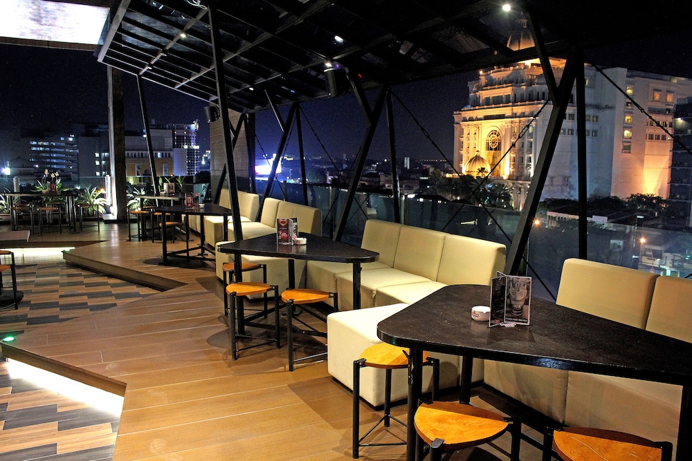 MaxOneHotels Tidar Surabaya by null