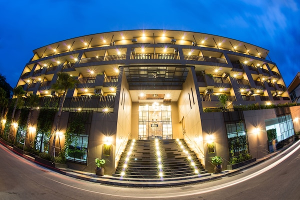 Front of property - evening/night