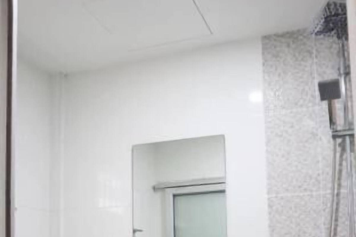Baño | Regadera, amenidades de baño gratuitas, secadora de cabello, toallas