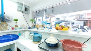 Daily cooked-to-order breakfast for a fee - Bed by Boat Hotel & Apartment (Nonthaburi)