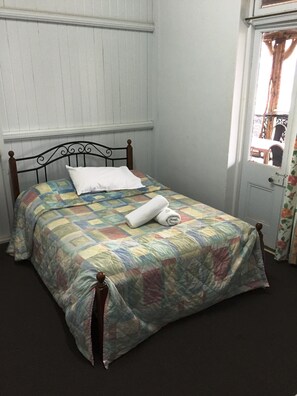 Standard Double Room, 1 Double Bed | Premium bedding, iron/ironing board, bed sheets