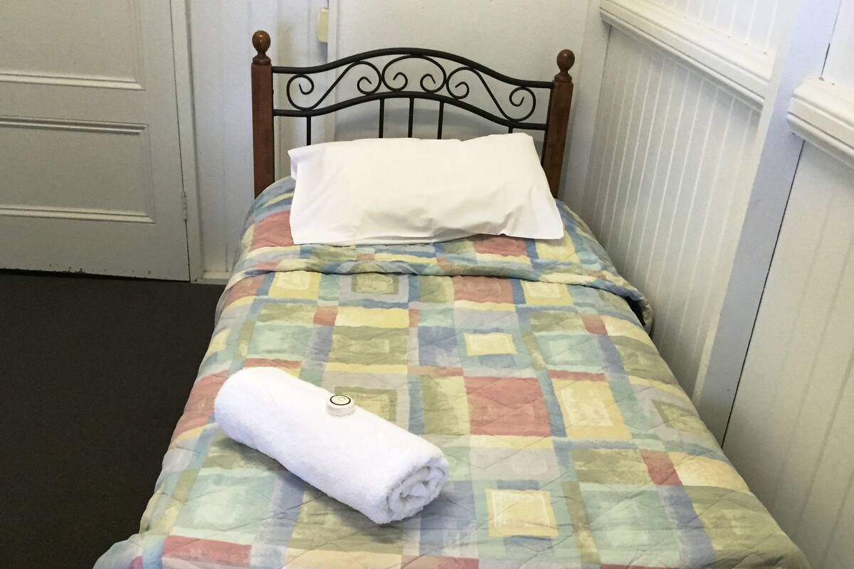 Singola Standard | Biancheria da letto di alta qualità, ferro/asse da stiro, lenzuola