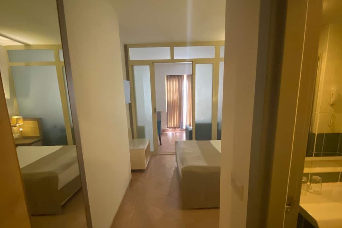經典客房 (additional Sofa Bed) | 浴室 | 淋浴設備、環保梳洗用品、風筒、提供毛巾